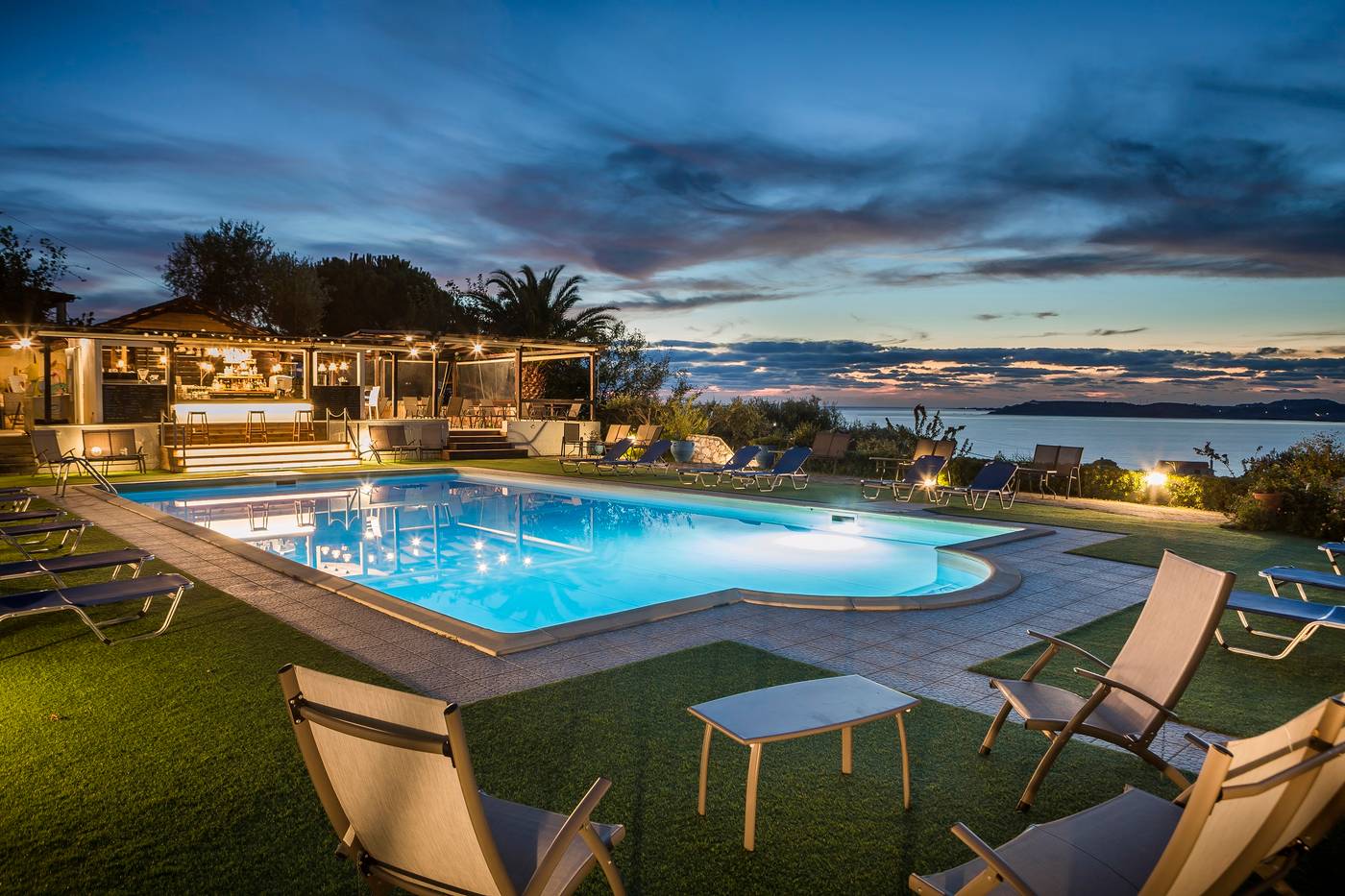 Metaxatos-Apartments-Bar-2