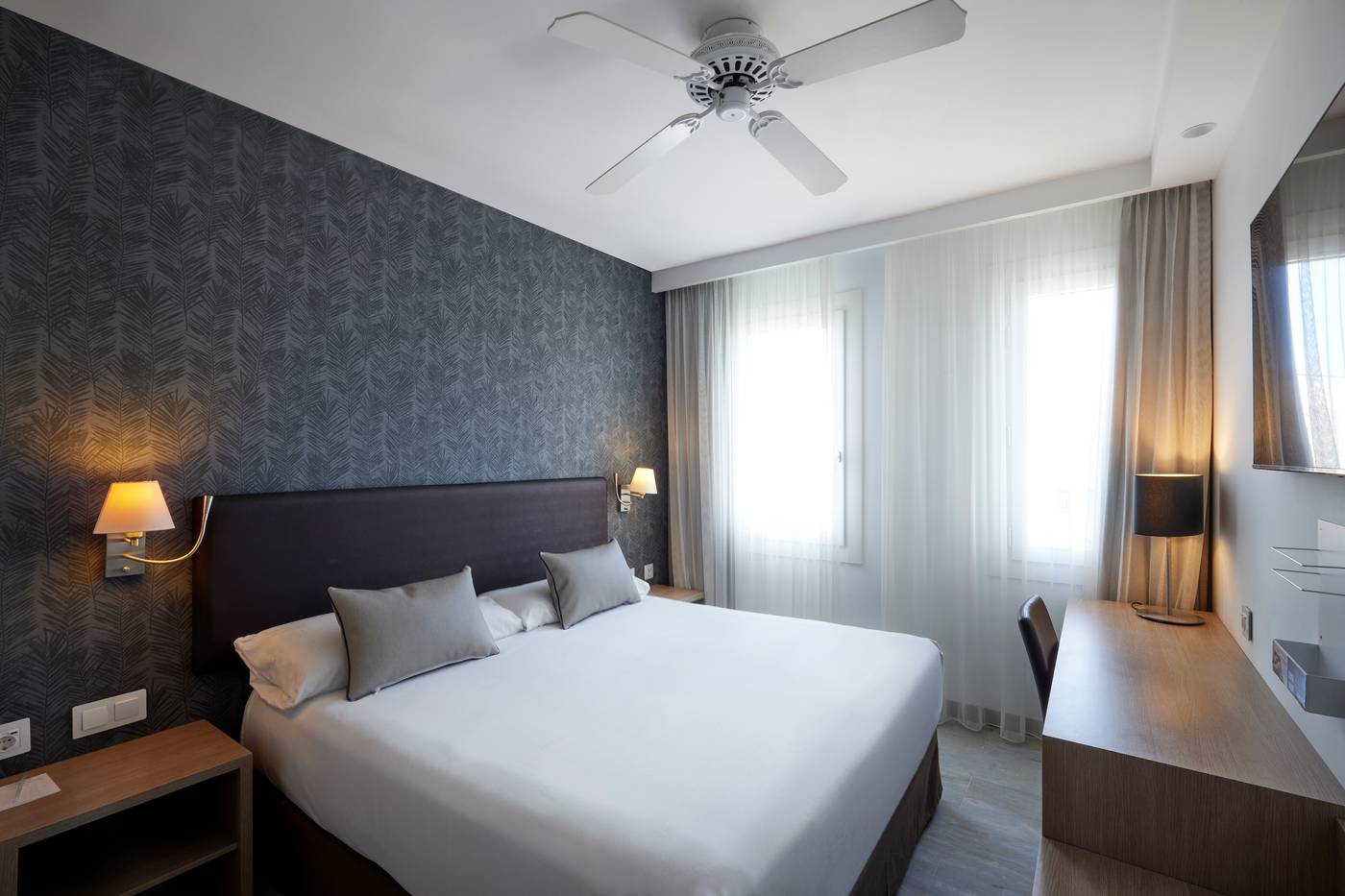 Catalonia-Mirador-des-Port-Room-33