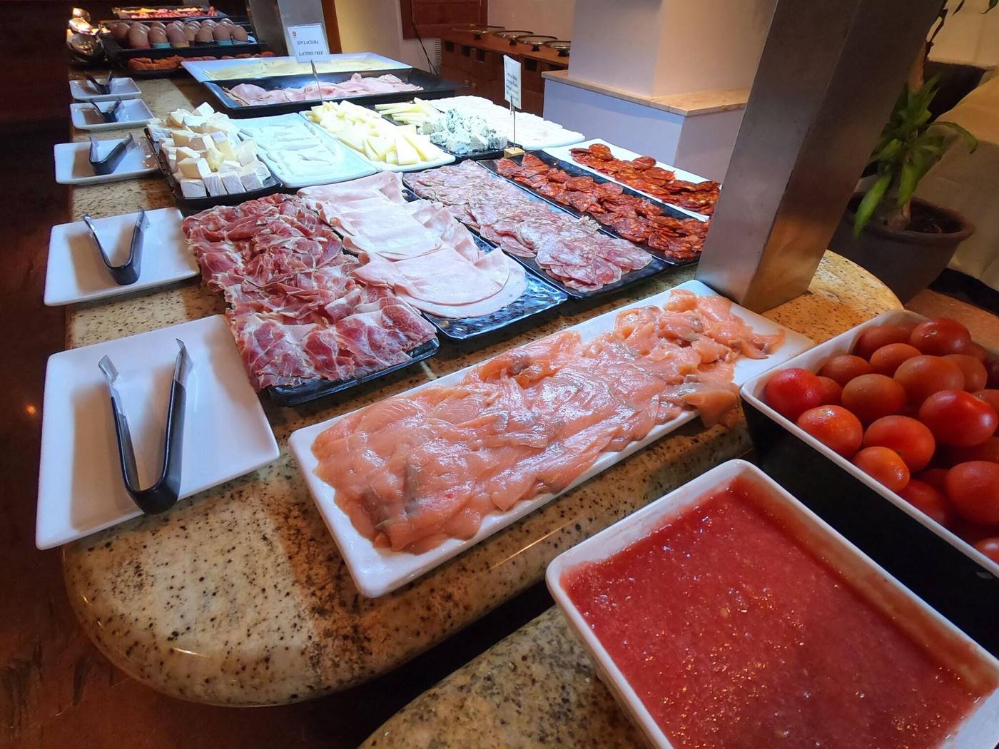 Bajondillo-Restaurant-36