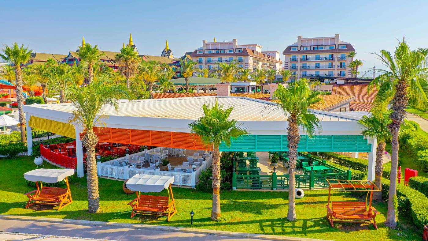 Crystal Family Resort