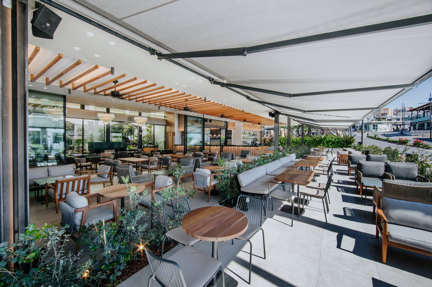 Napa-Plaza-Hotel-Restaurant-16