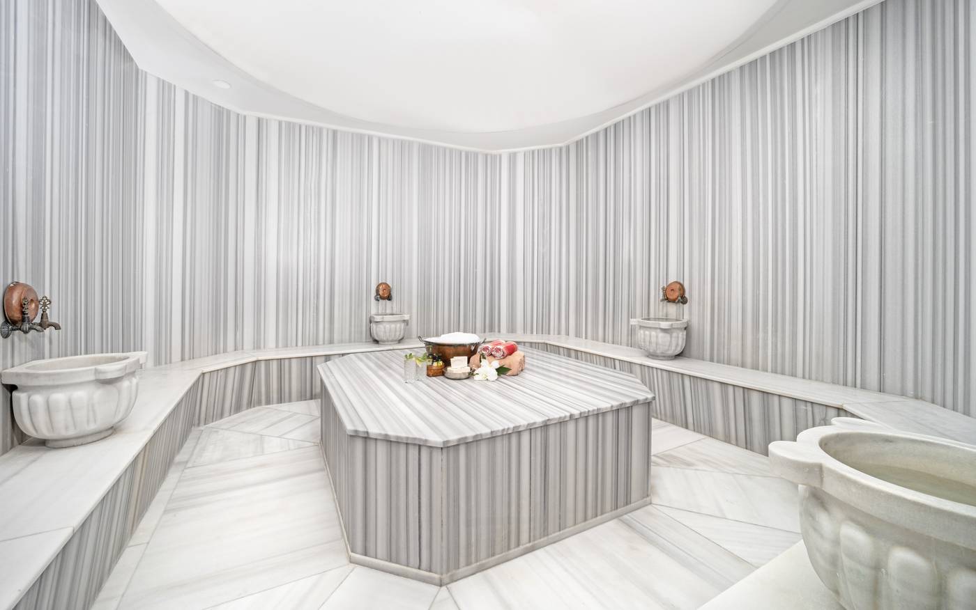 Ramada-Hotel---Suites-by--Istanbul-Atakoy-Sports-and-Entertainment-50