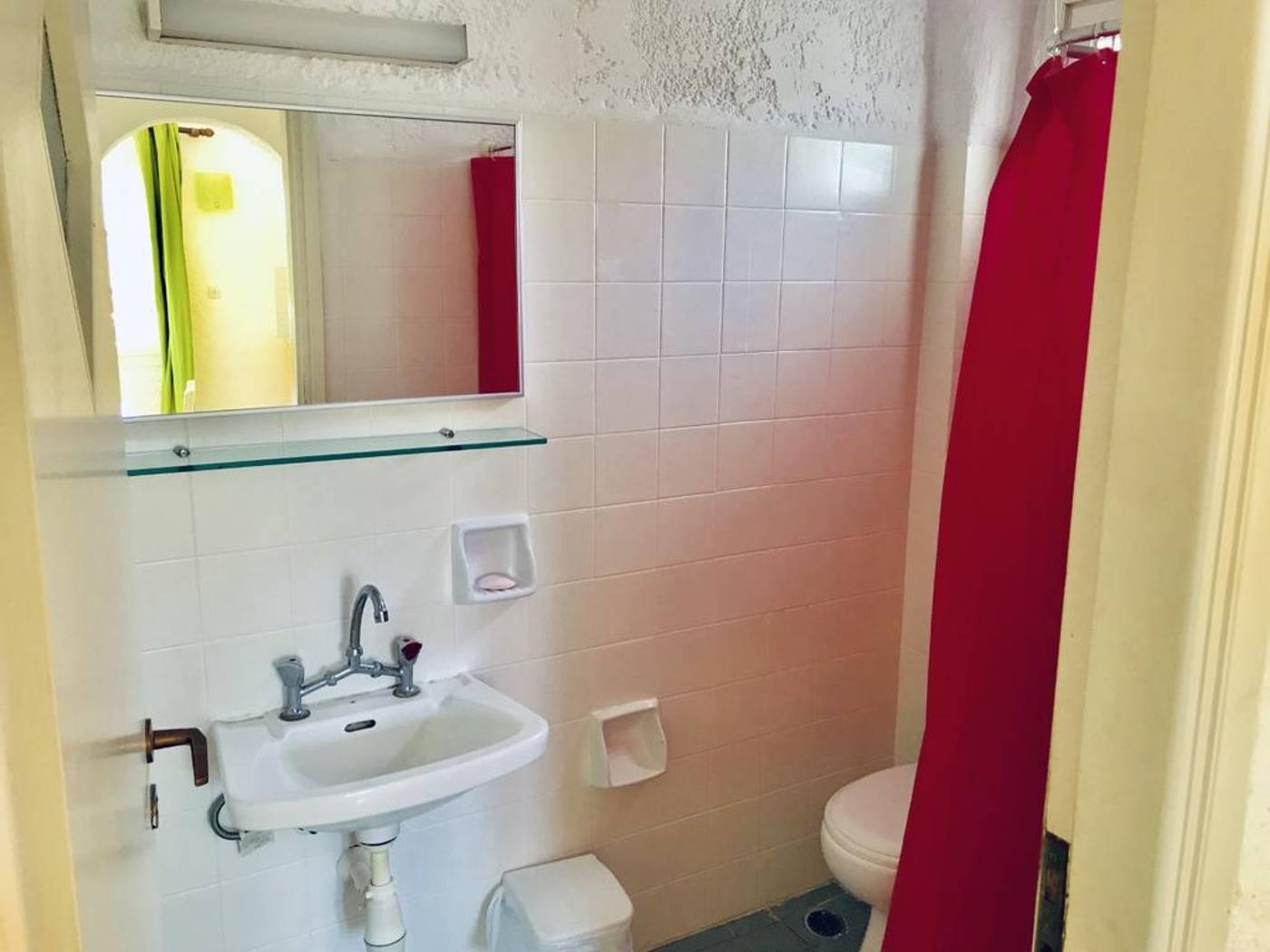 Semiramis-Apartments-Room-18