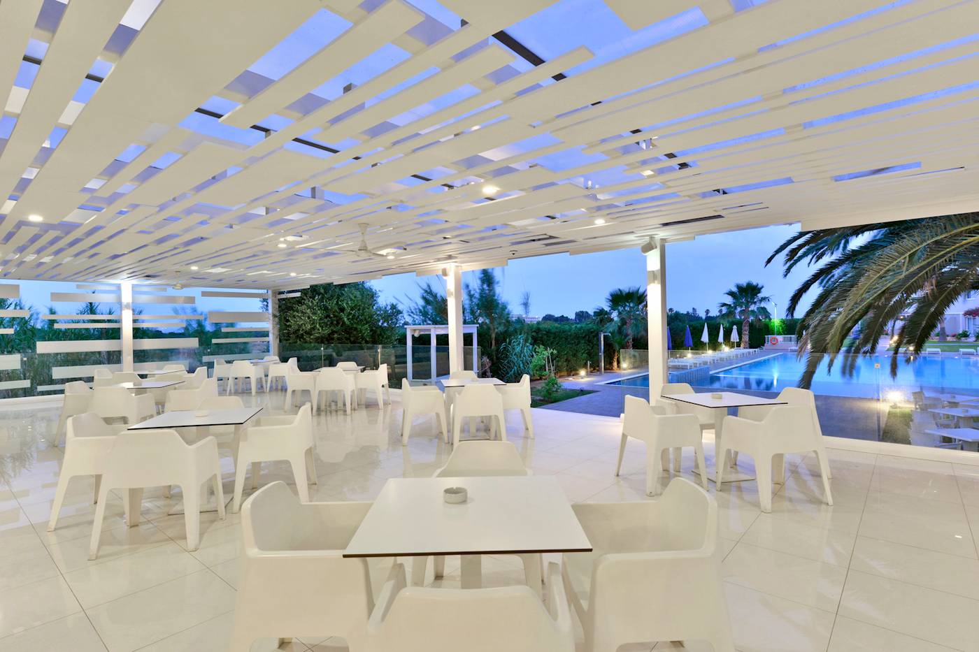 Mon-Repos-Hotel-Terrace-10