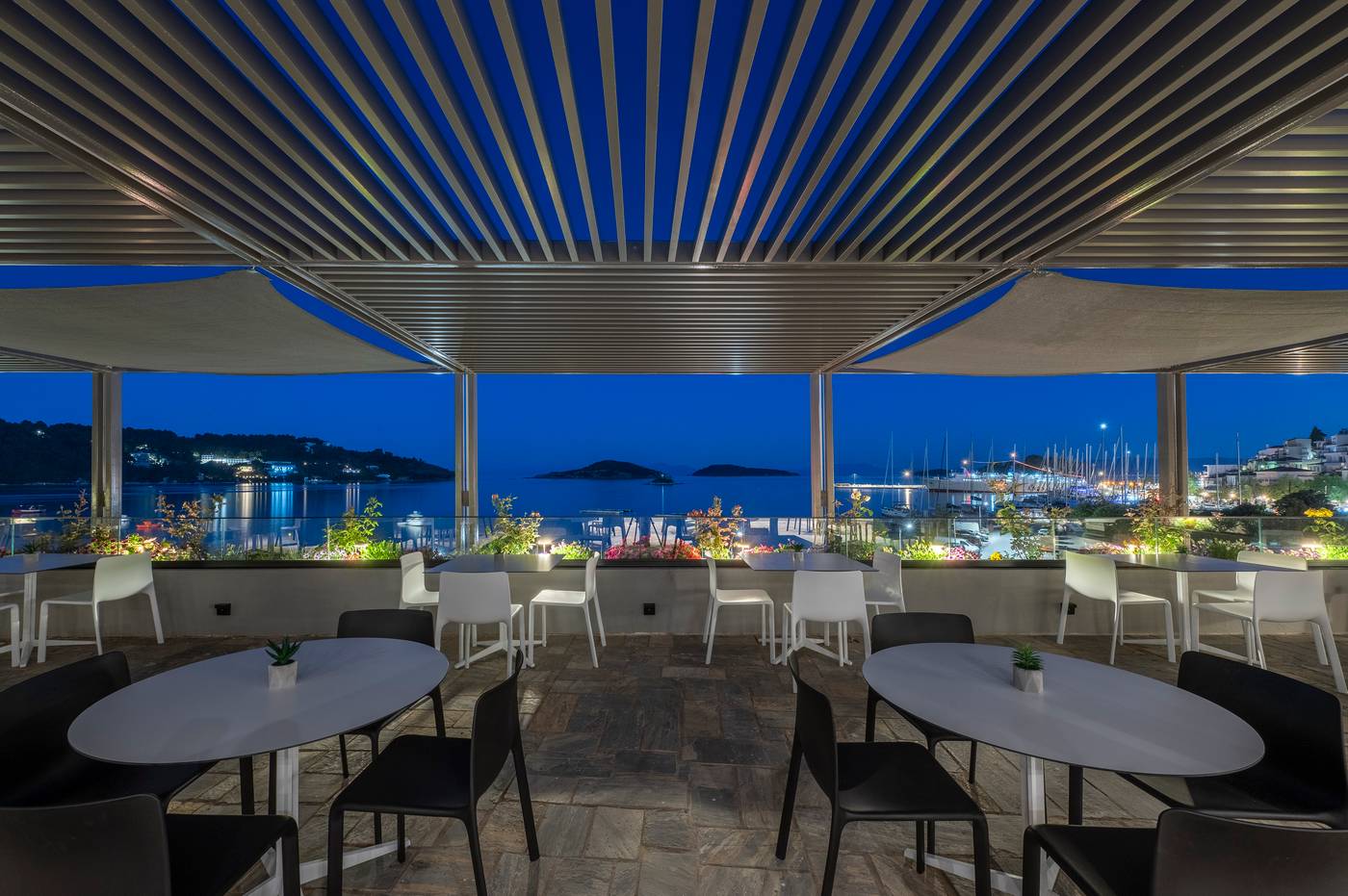 Alkyon-Hotel---Skiathos-Terrace-28