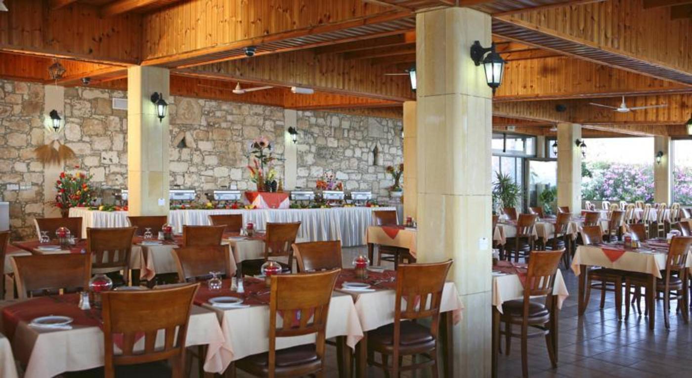 Corallia-Beach-Restaurant-11