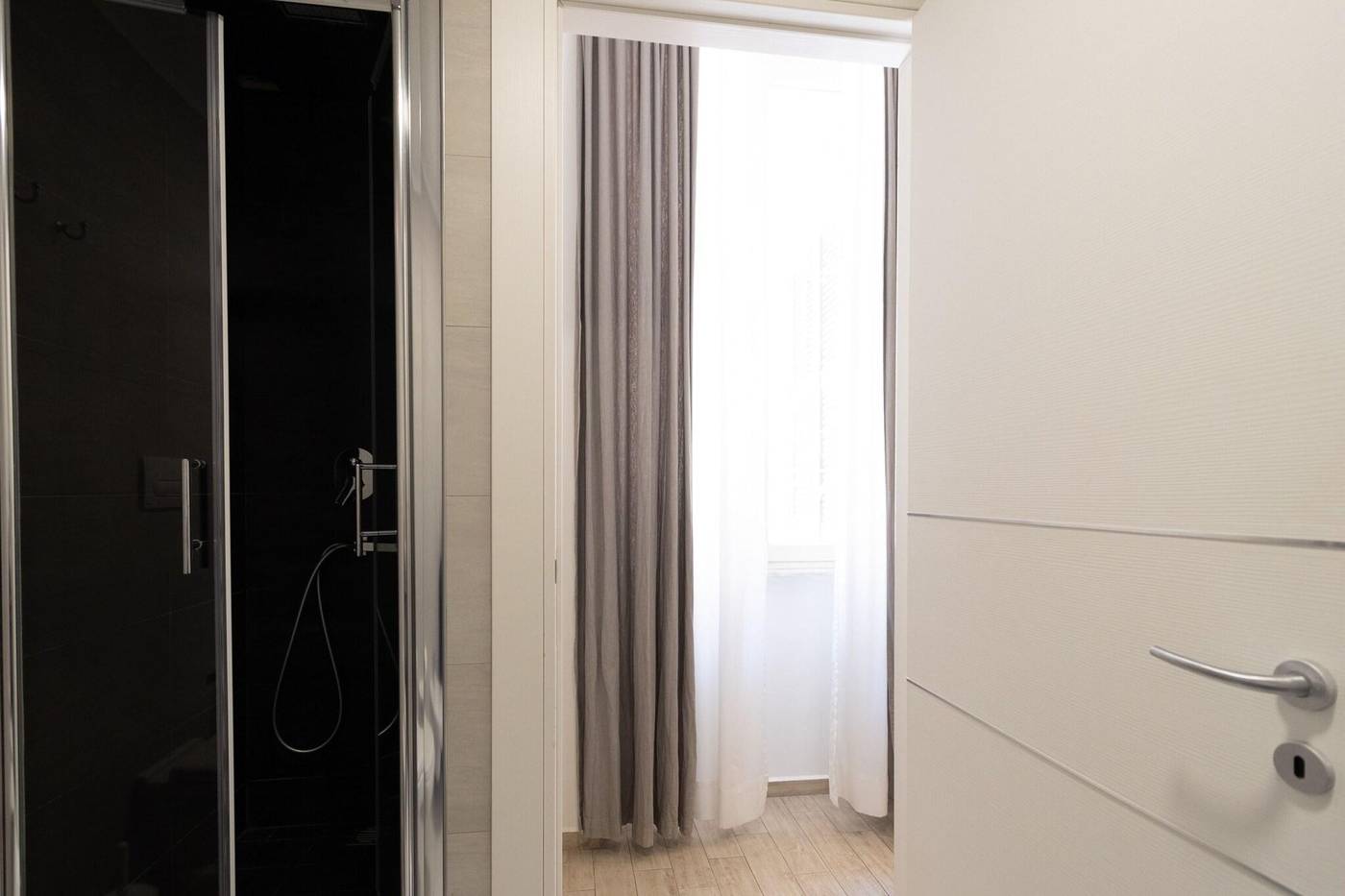 Maison-Maneli-Luxury-B-B-Room-31