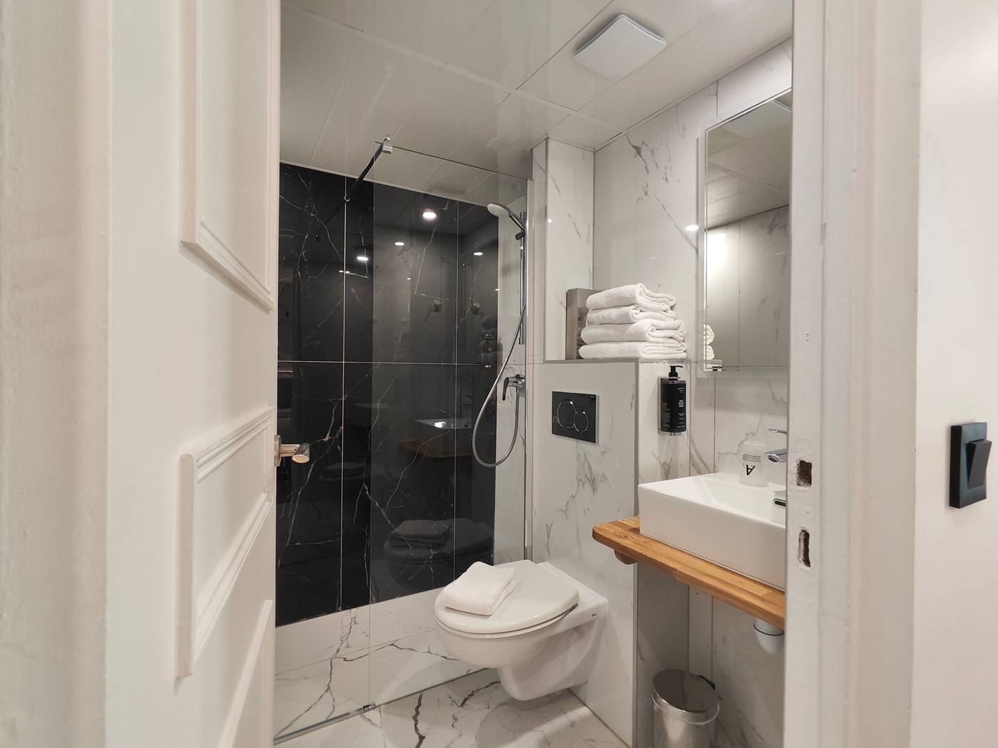 Atelier-Montparnasse-Room-43