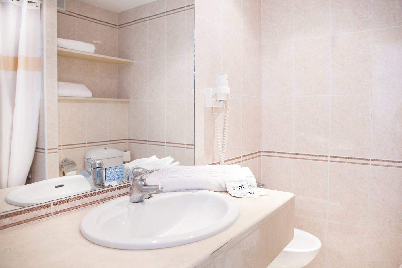 Hotel-Alay---Adults-Only-Room-46