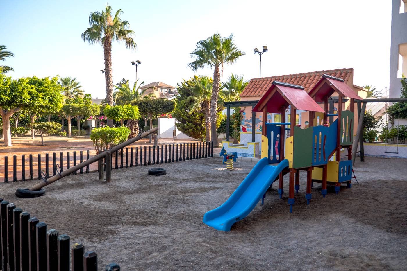 Diverhotel-Roquetas-Sports-and-Entertainment-28