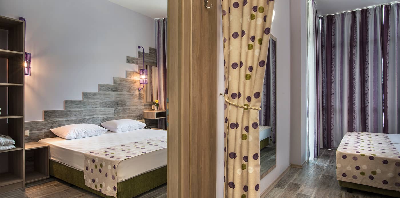 HI-Hotels-Imperial-Resort-Room-33