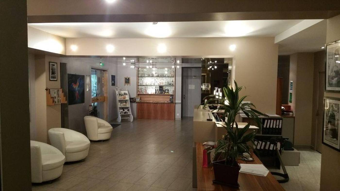 Quintessia & Spa (Ex Domaine D'Orvault)-France-ORVAULT-Lobby-5