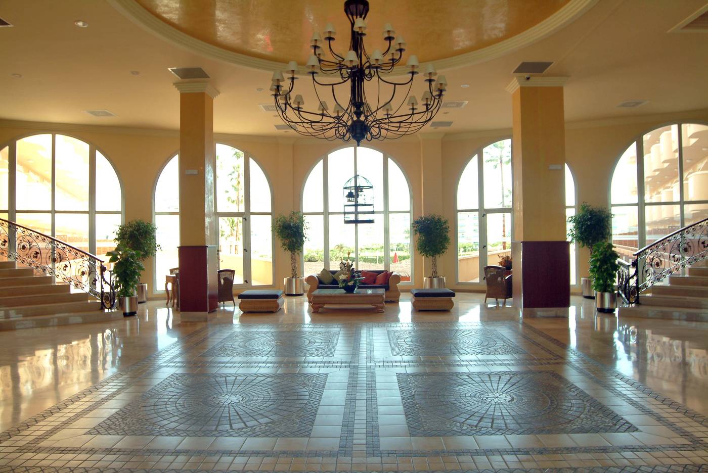 Ohtels-La-Hacienda-Lobby-50