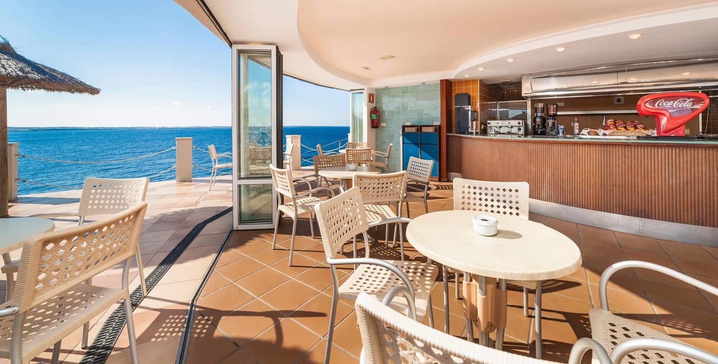 Hoteles-Globales-Club-Almirante-Farragut-Bar-41