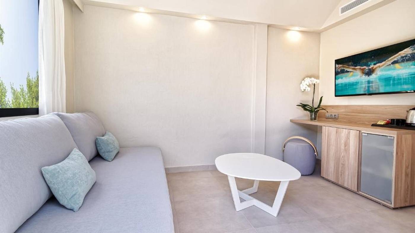 Club-Maspalomas-Suites---SPA---Adults-Only-Room-46