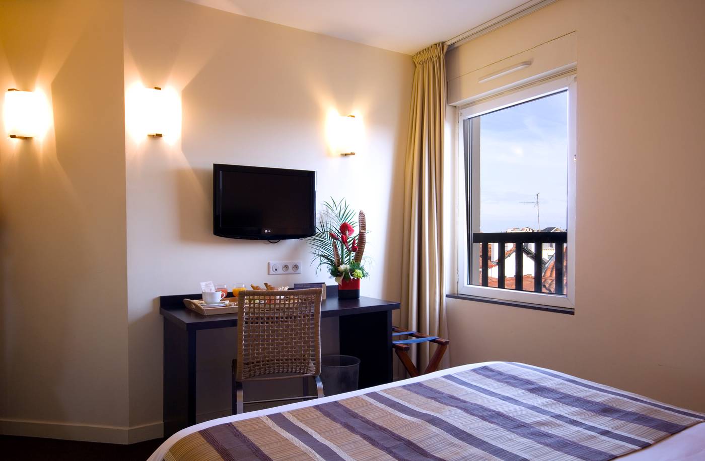 Hôtel Le Relais Saint Jacques-France-ST JEAN DE LUZ-Room-10