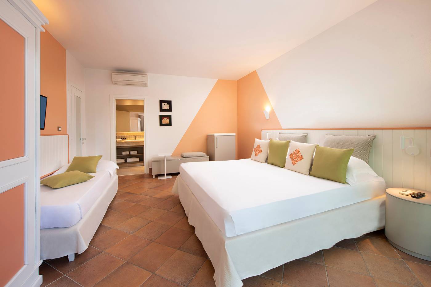 Chia-Laguna---Hotel-Village-Room-27