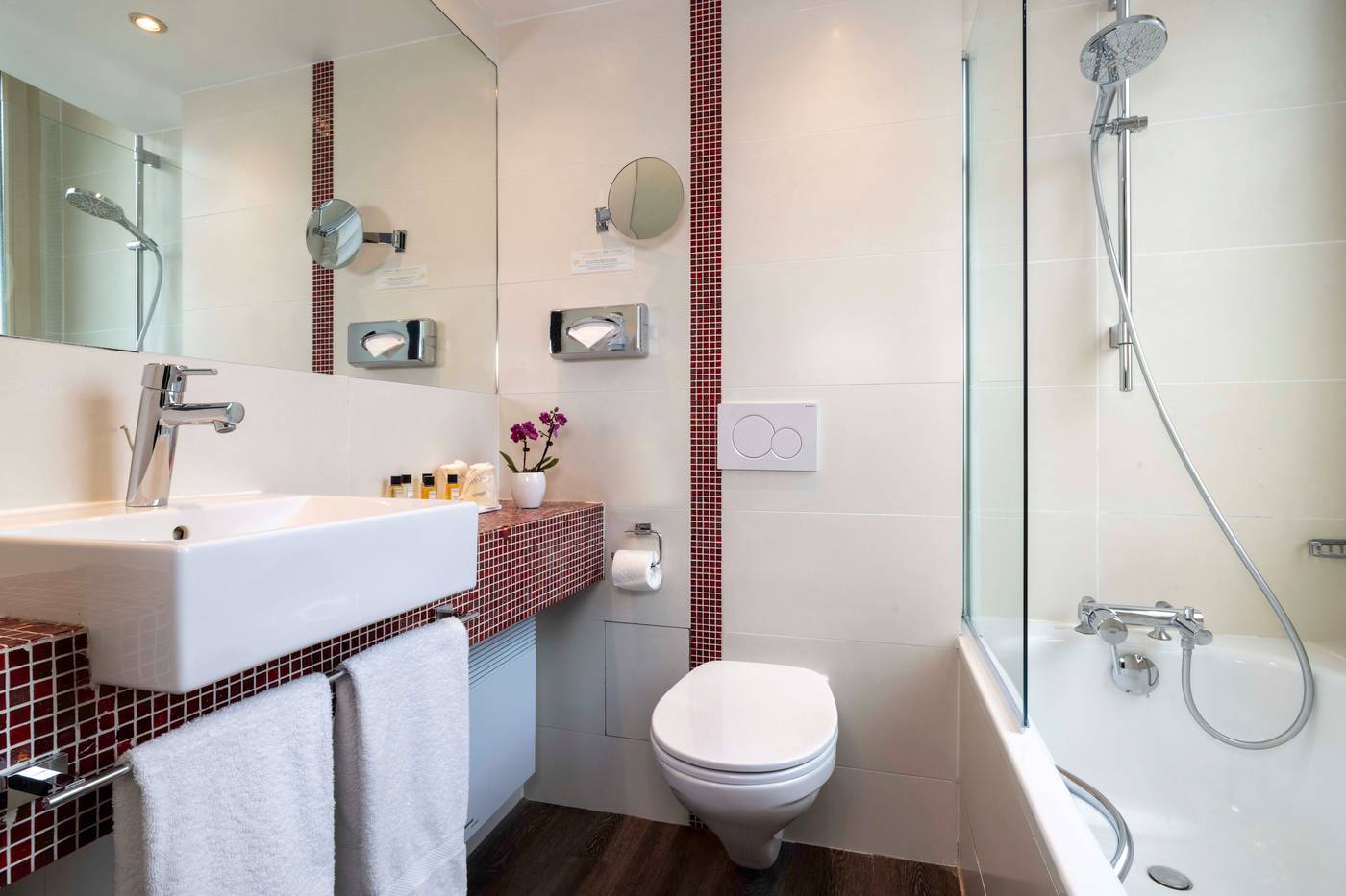 Park-Lane-Paris-Room-46