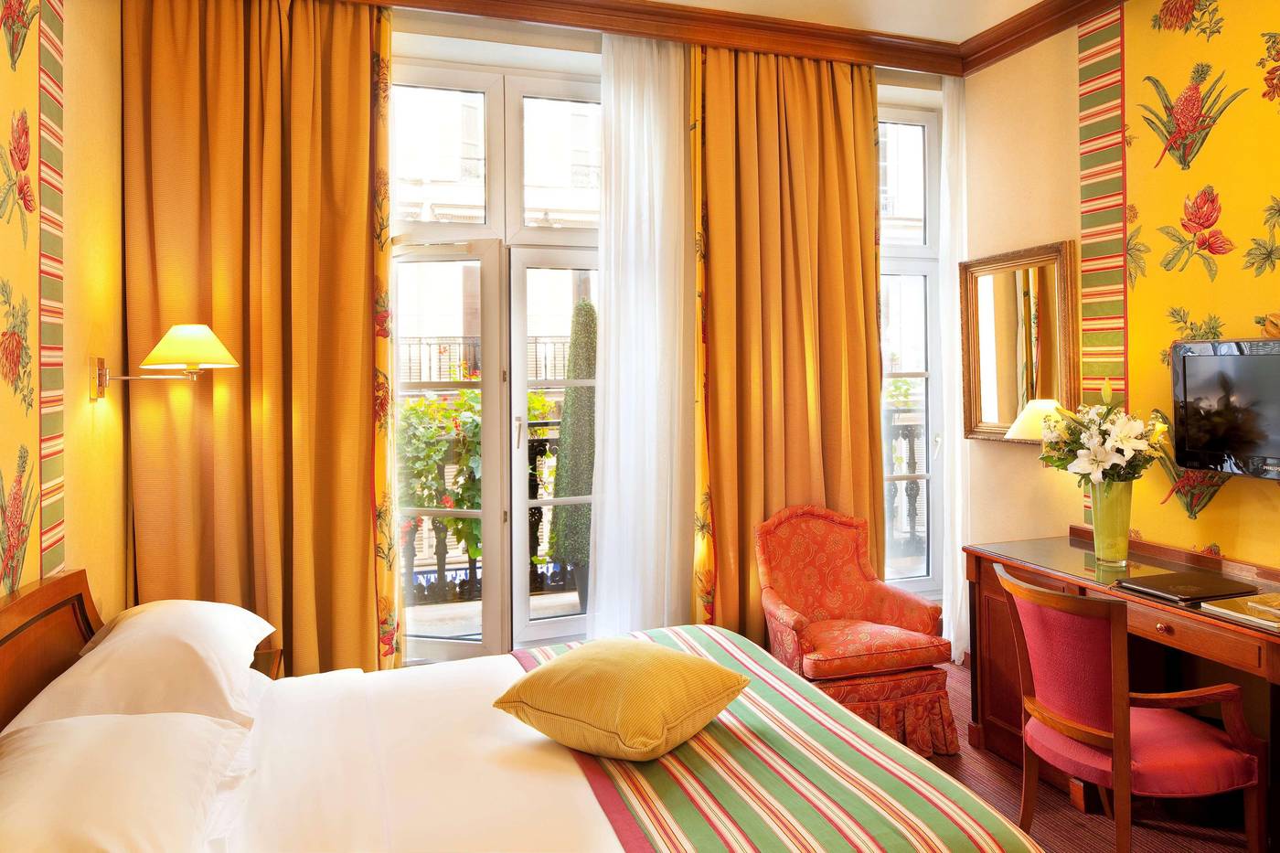 Hotel-L-Horset-Opera--BW-Premier-Collection-Room-7