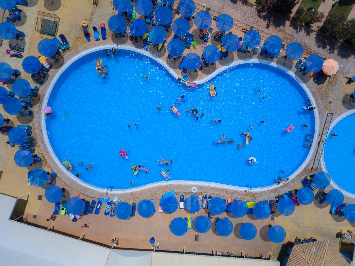 Aqualand-Resort-Pool-13