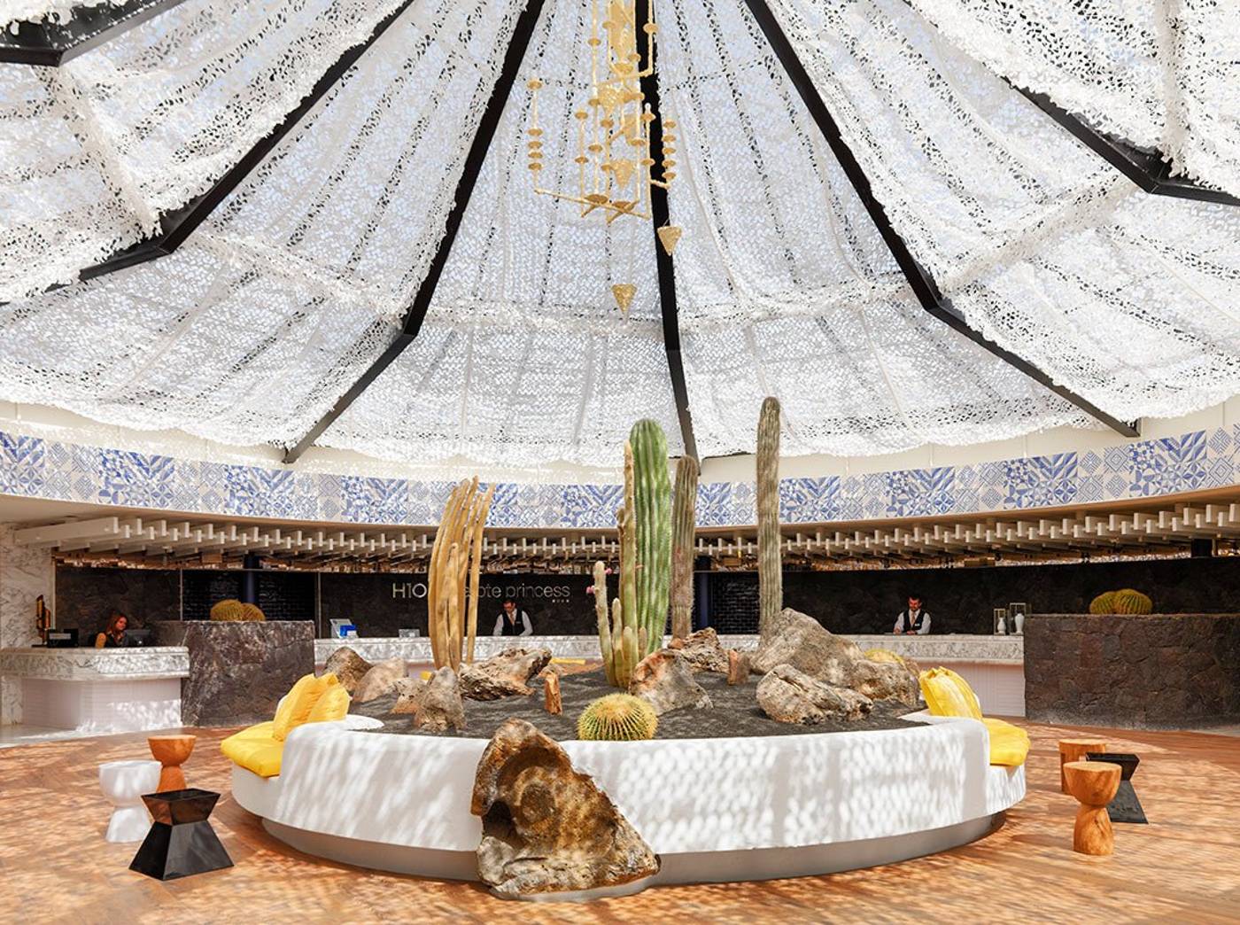 H10-Lanzarote-Princess-Lobby-54