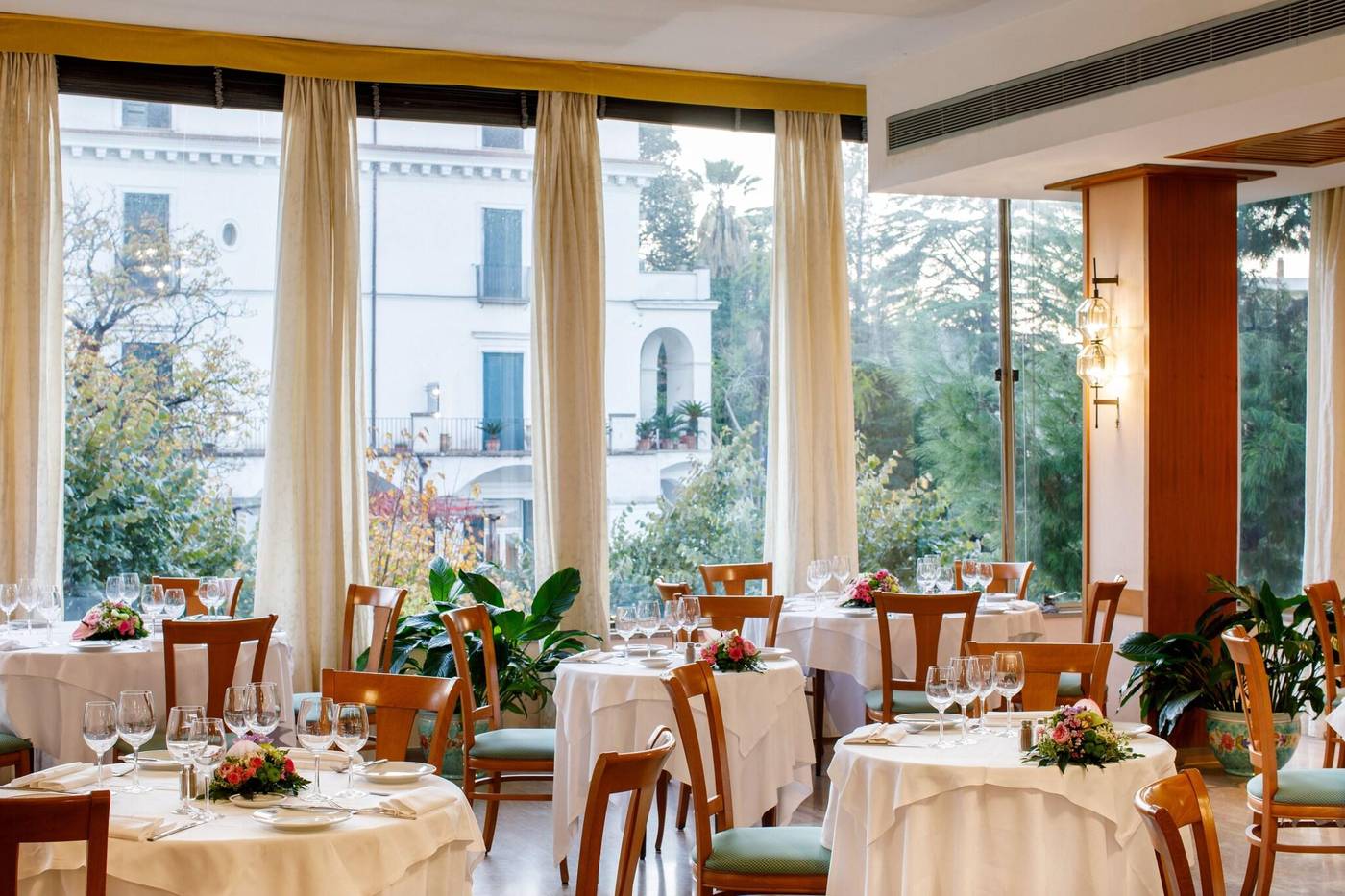 Grand-Hotel-Cesare-Augusto-Restaurant-44