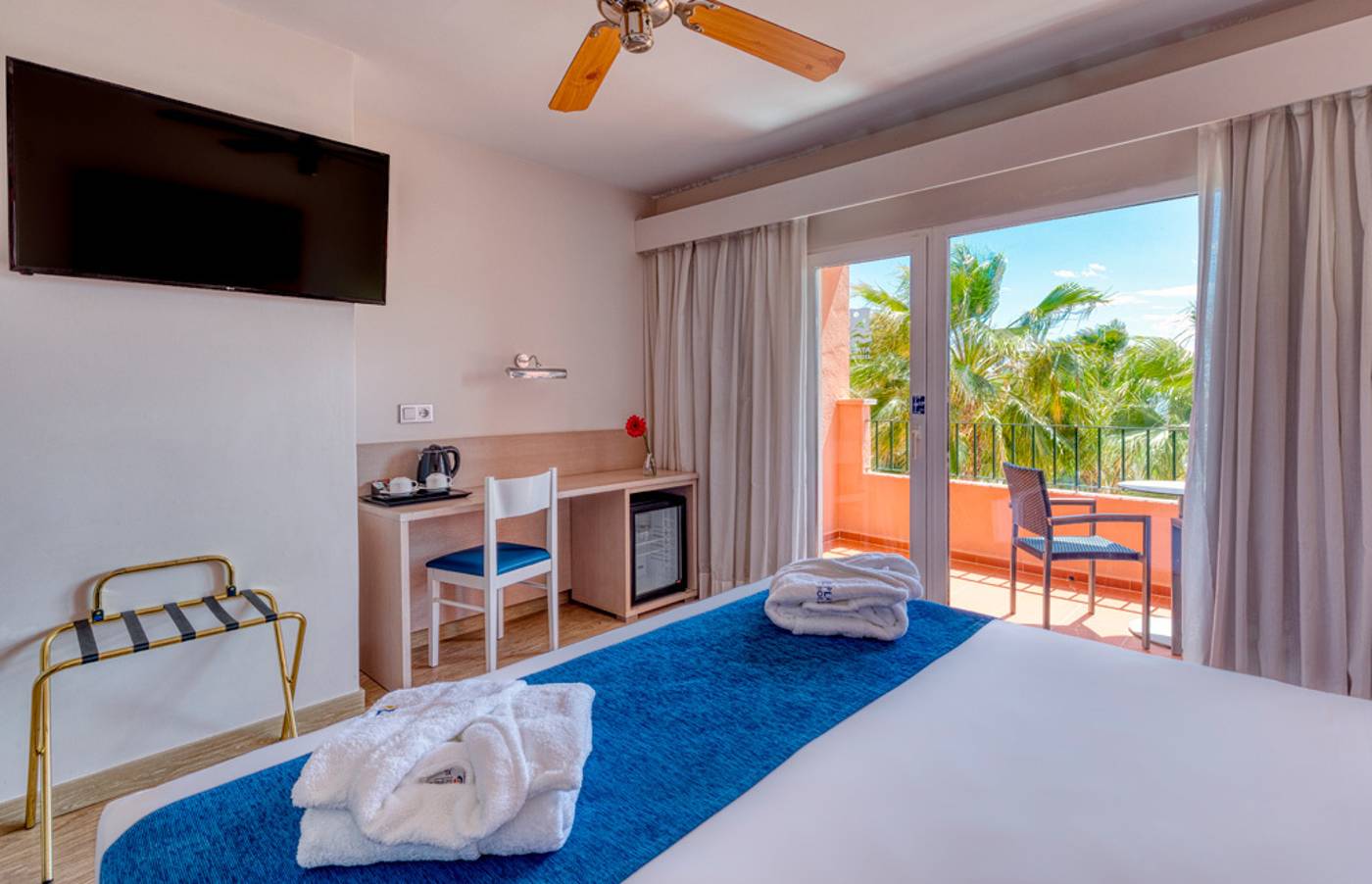 Playavera--Naturist-Hotel--Room-14