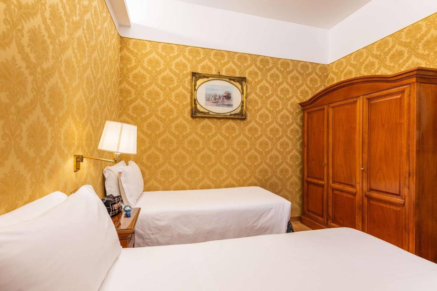 Hotel-Raffaello--Sure-Hotel-Collection-by-Best-Western-Room-28