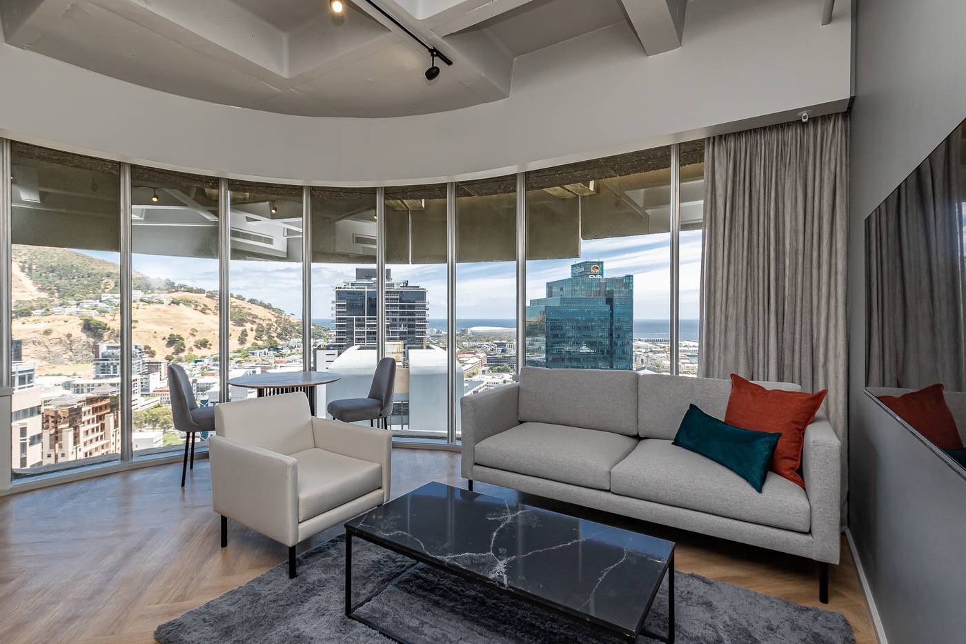 One-Thibault-Residence-By-Itc-Hospitality-Room-34