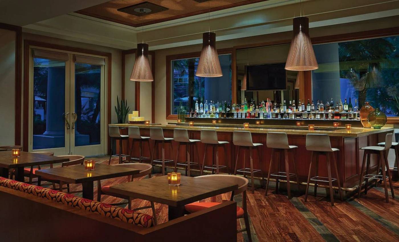 Four-Seasons-Las-Vegas-Bar-19