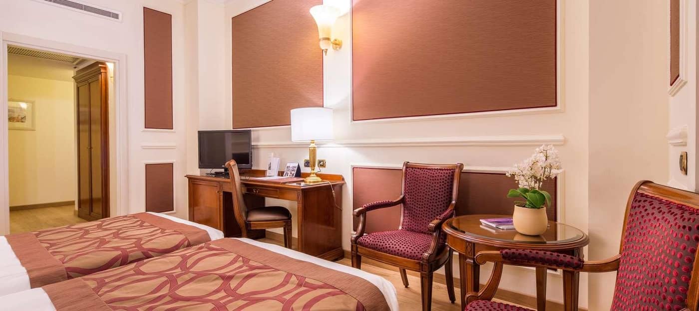 Grand-Visconti-Palace-Room-36