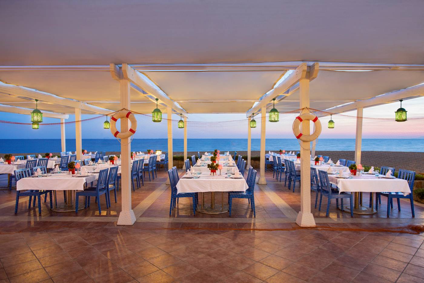 IC-Hotels-Santai-Family-Resort-Restaurant-84