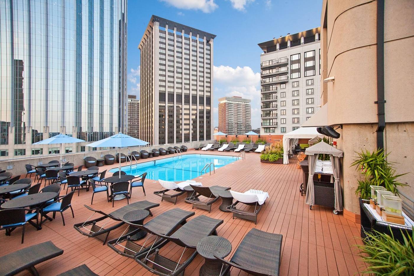 The-Colonnade-Hotel-Pool-41