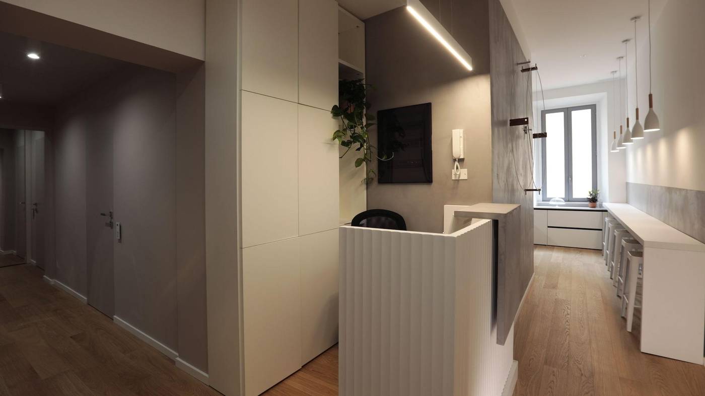 Suite-Inn-Rome-Lobby-19