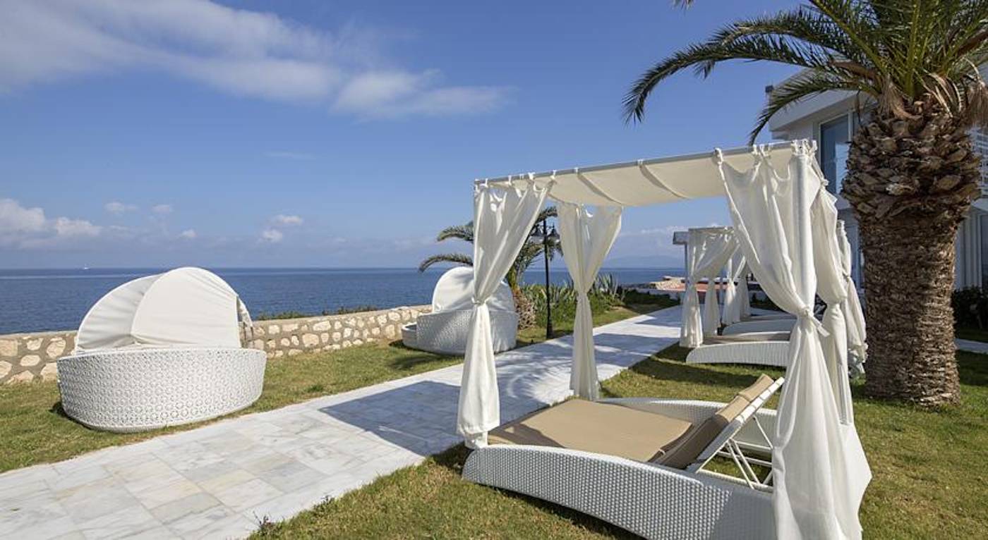 Le Bleu & Hotel Resort