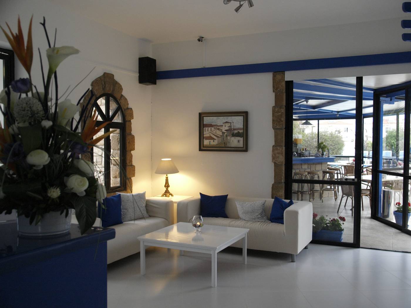 Hilltop-Gardens-Lobby-19