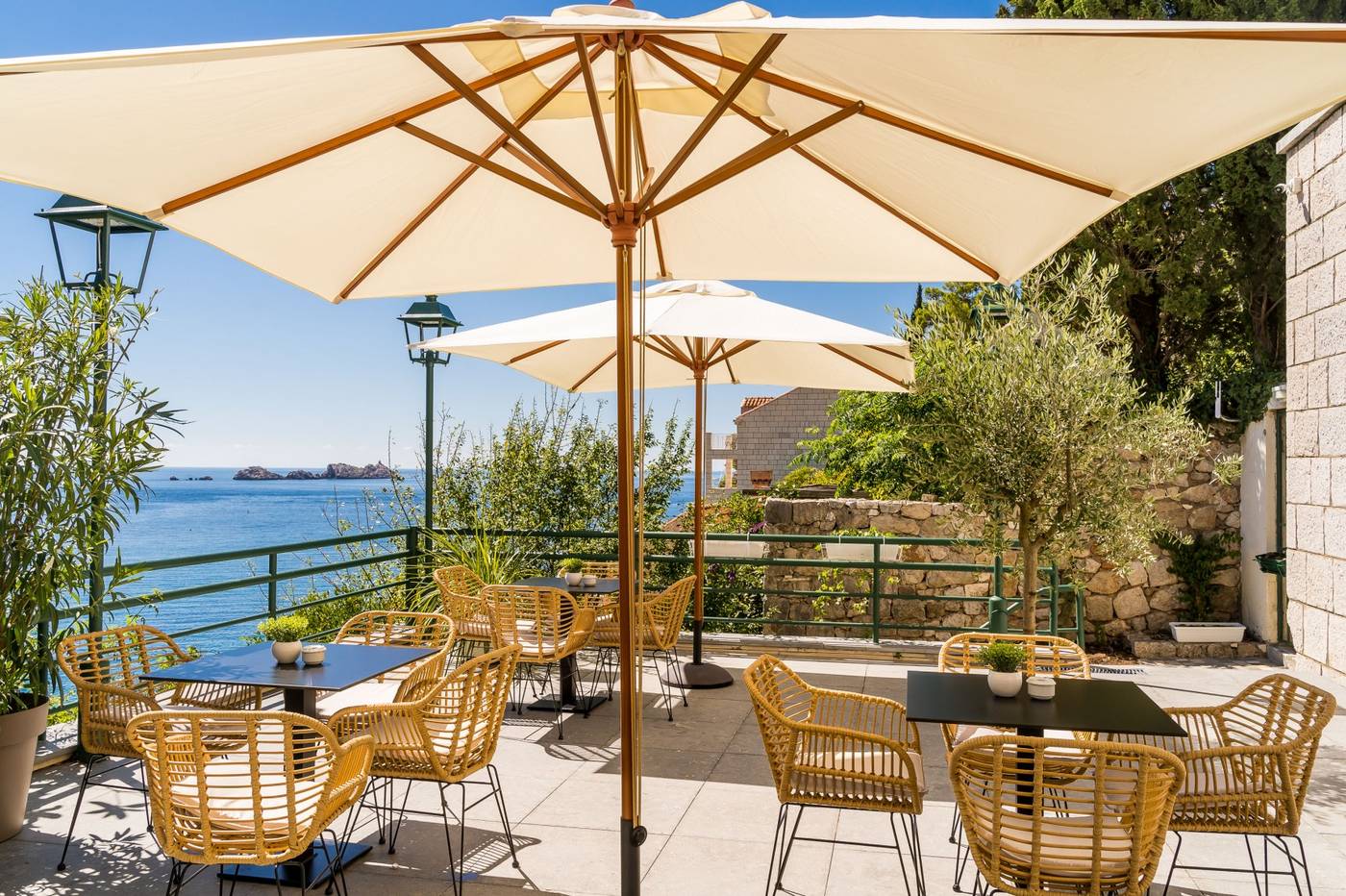 Art-Hotel-General-view-21