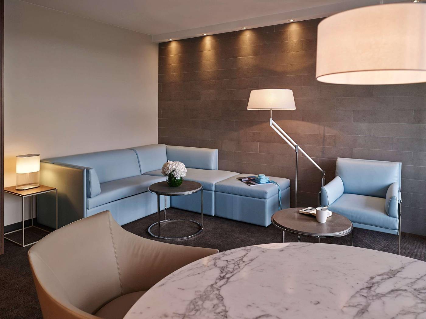 Pullman-Paris-Tour-Eiffel-Room-17