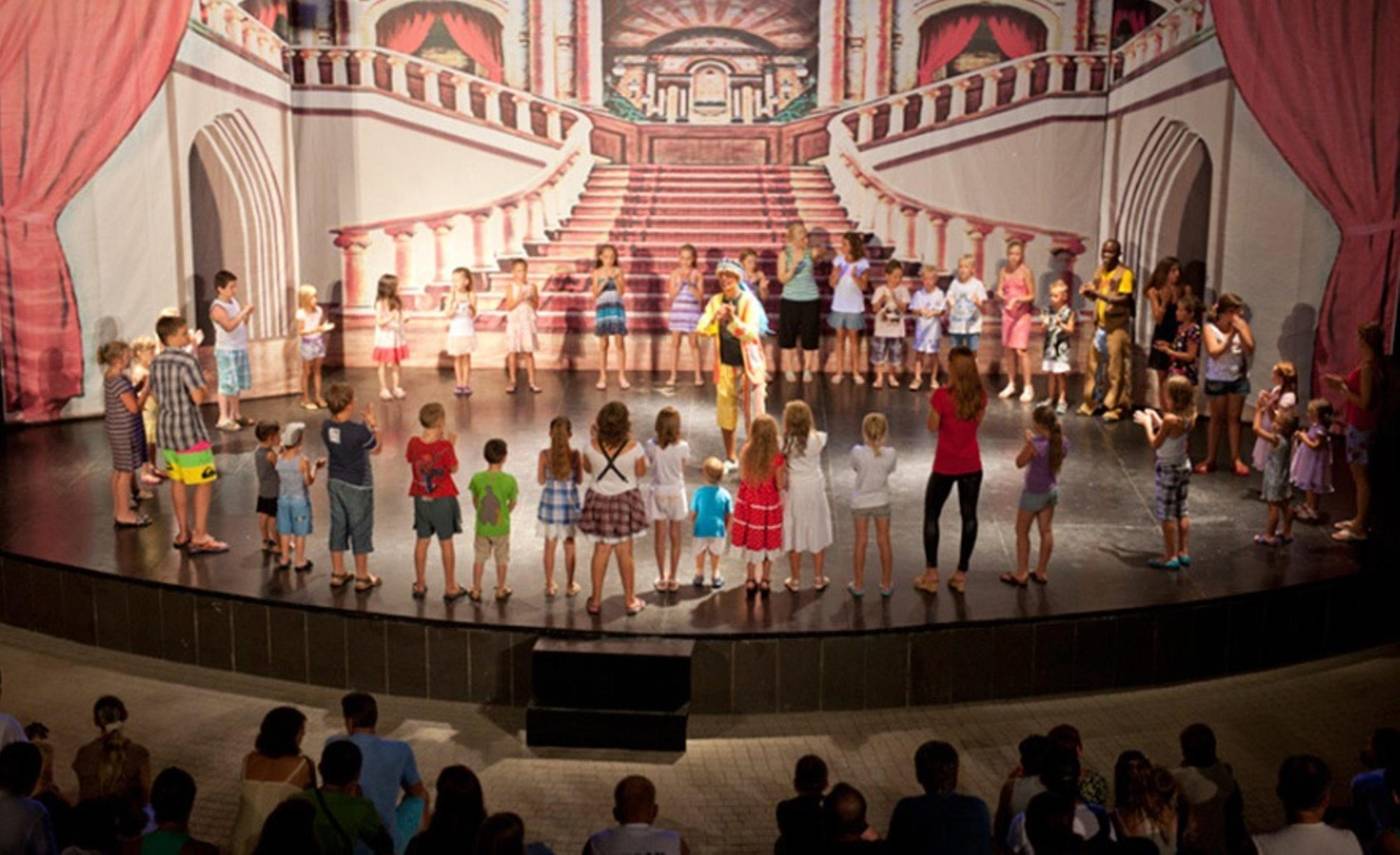 Long-Beach-Harmony-Sports-and-Entertainment-40