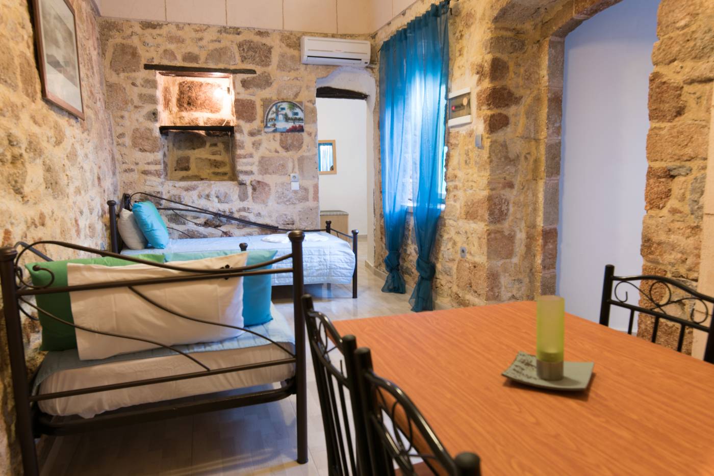 Xenones-Lindos-Room-30