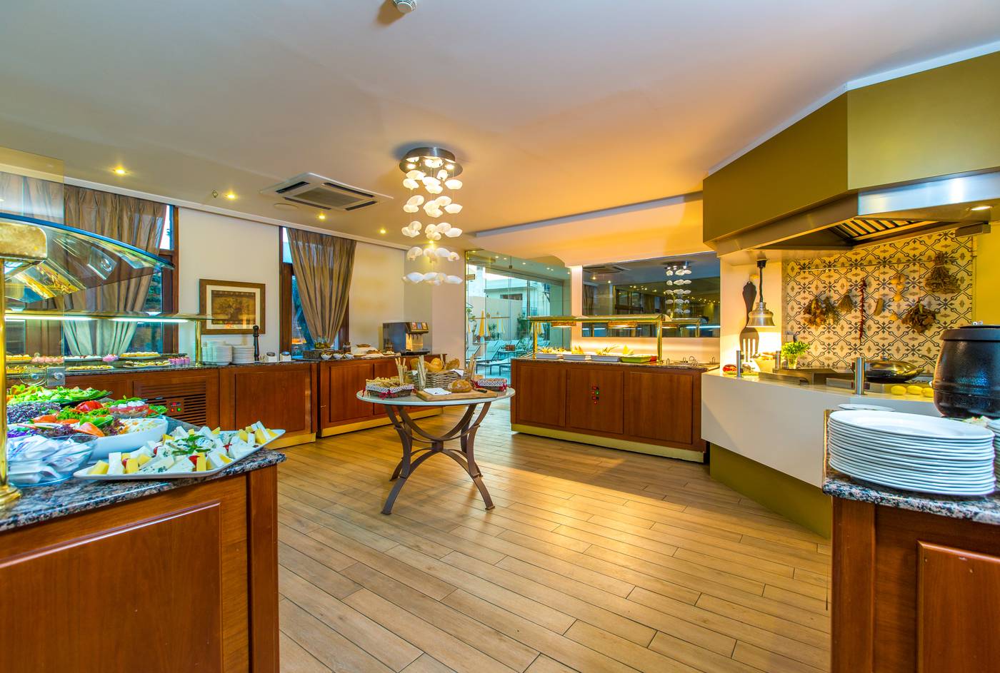 Hotel-Ideon-Restaurant-31