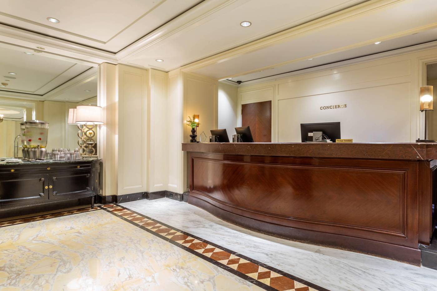 Omni-Berkshire-Place-General-view-3