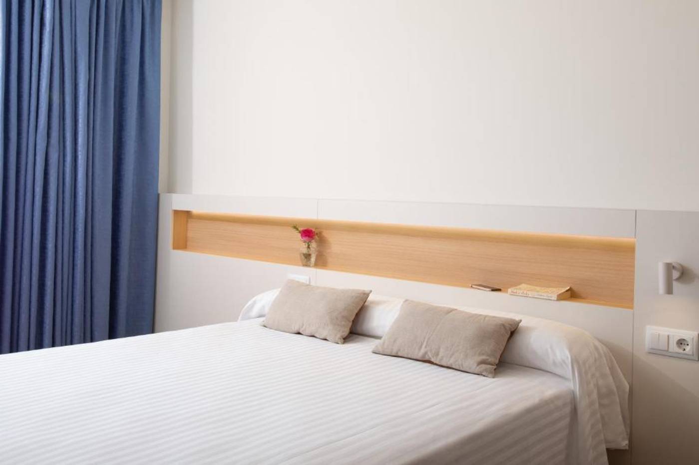 Prestige-Sant-Marc-Room-30