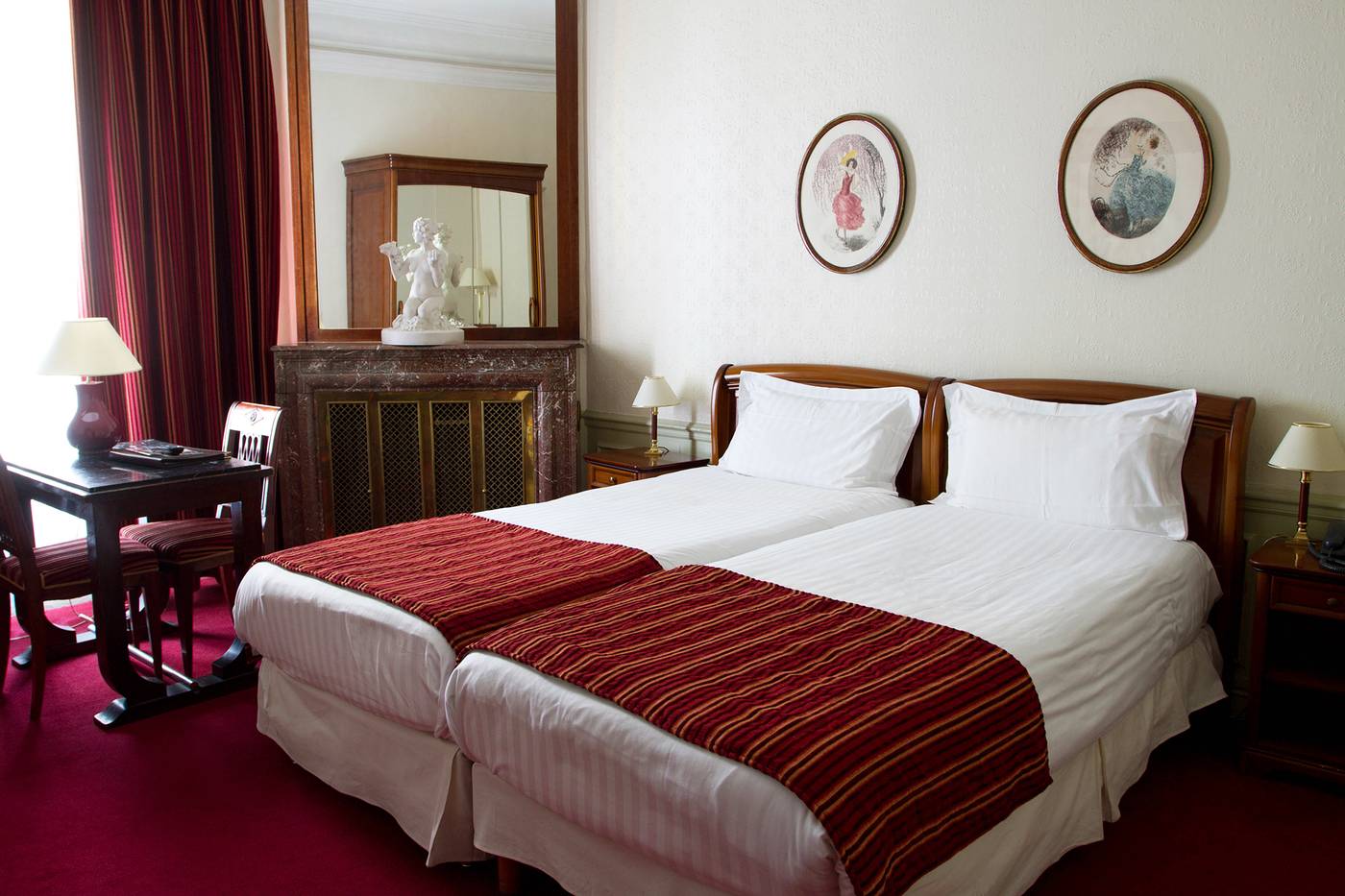 Hotel-Langlois-Room-12