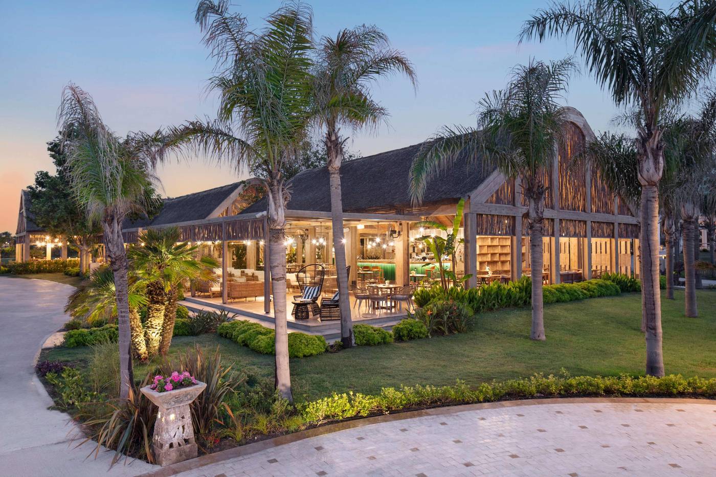 Ela-Excellence-Resort-Belek-Bar-19