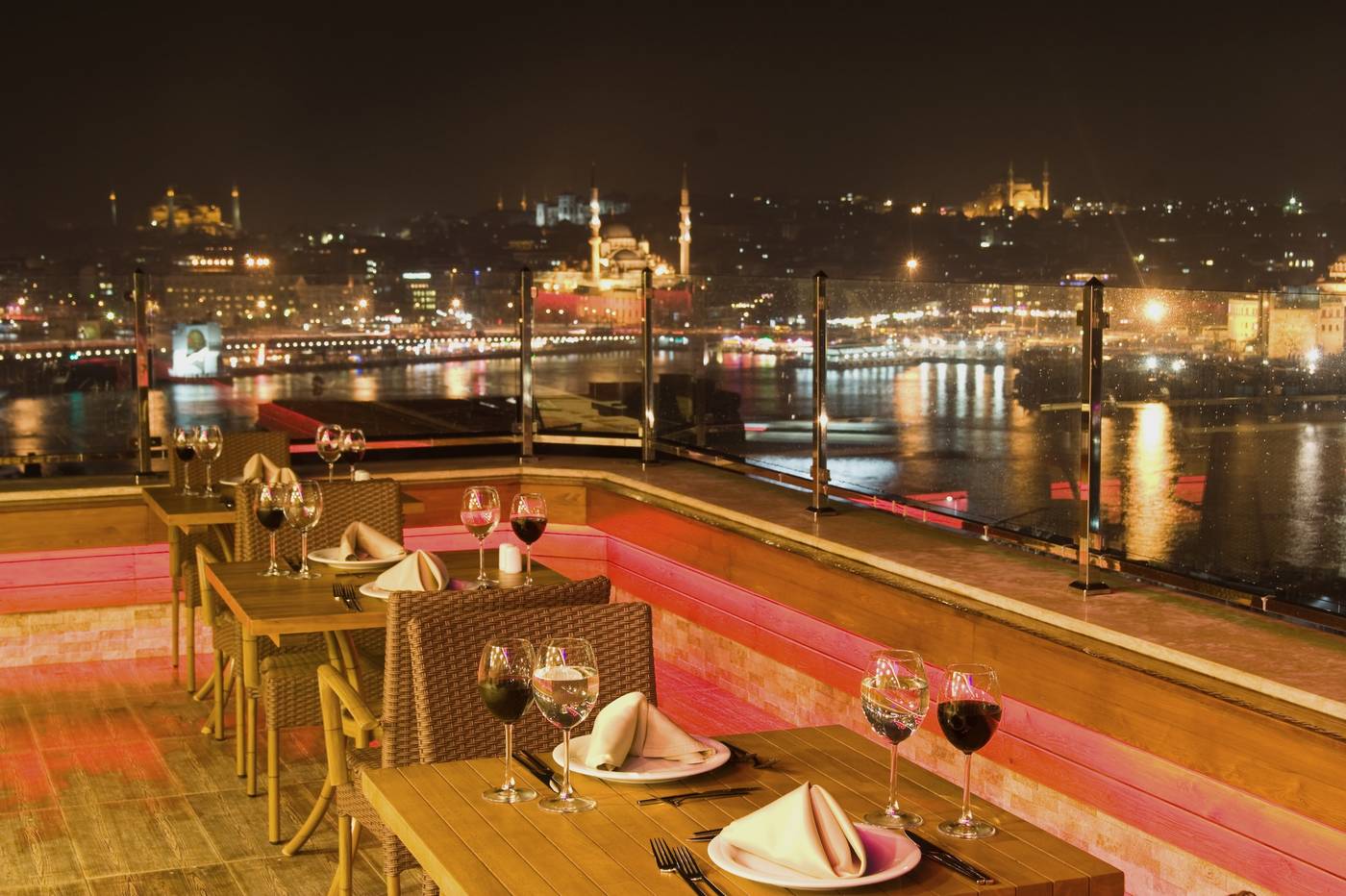 Istanbul-Golden-City-Restaurant-32
