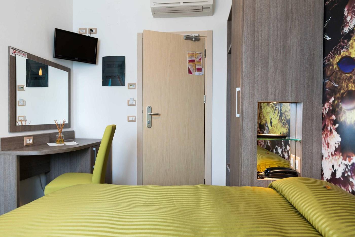 Hotel-Miramare-Room-13