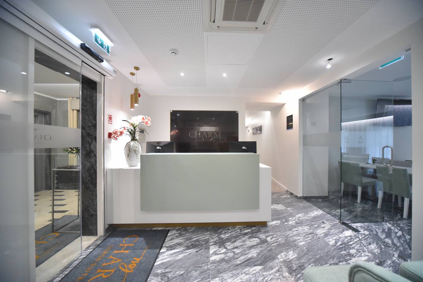 My-Charm-Lisbon-Suites-Lobby-1