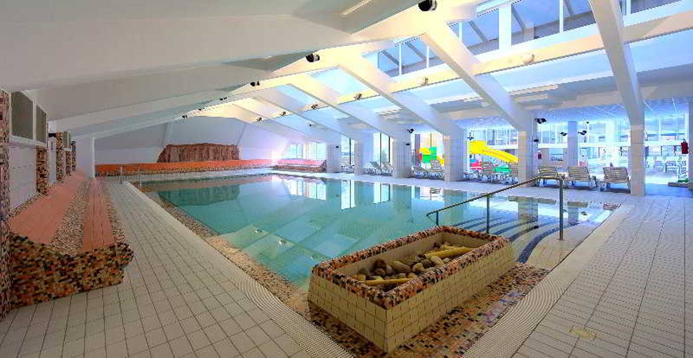 Hotel Terme Jezercica-Croatia-Donja Stubica-Pool-7