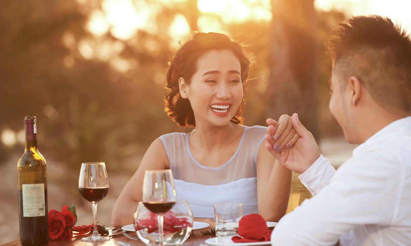 Waldorf-Astoria-Dubai-Palm-Jumeirah-Restaurant-14